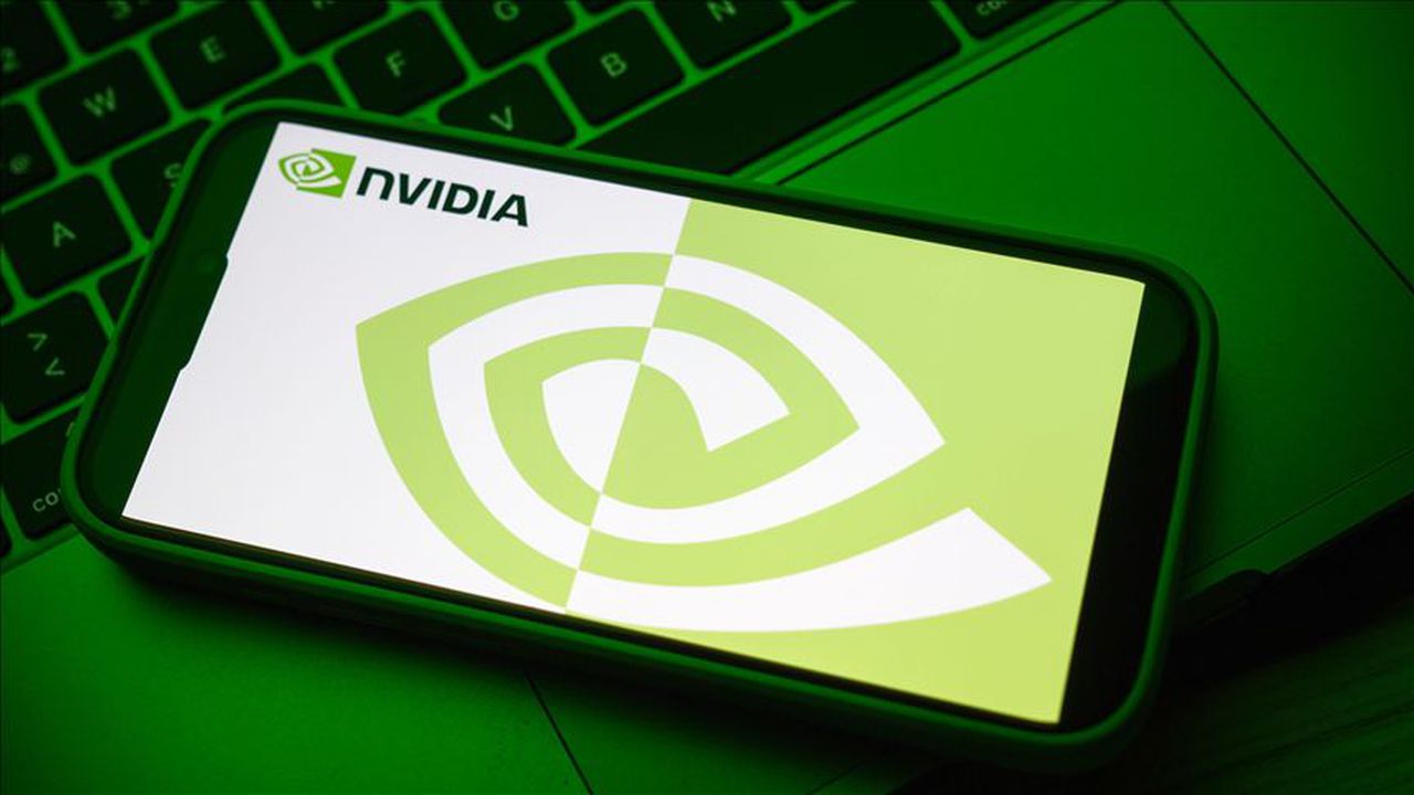 Nvidia, Apple'ı geçerek dünyanın en değerli şirketi oldu!