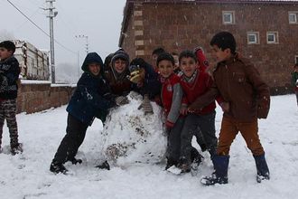 İstanbul'da 20 Şubat 2025 Perşembe Günü Okullar Tatil Edildi!