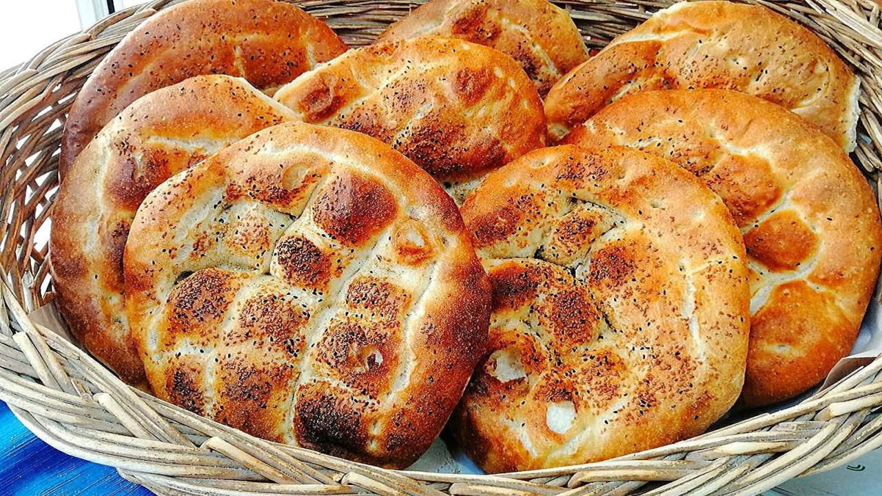 2025 Ramazan Pidesi Ne Kadar? İstanbul, Ankara, İzmir, Konya’da Pide Fiyatları Belli Oldu!